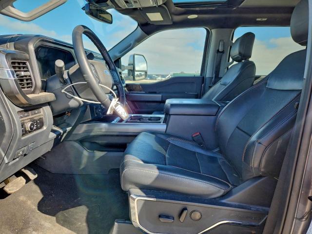 Ford F-250 Super Duty Image 9