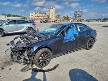  Salvage Mazda 3 Select S