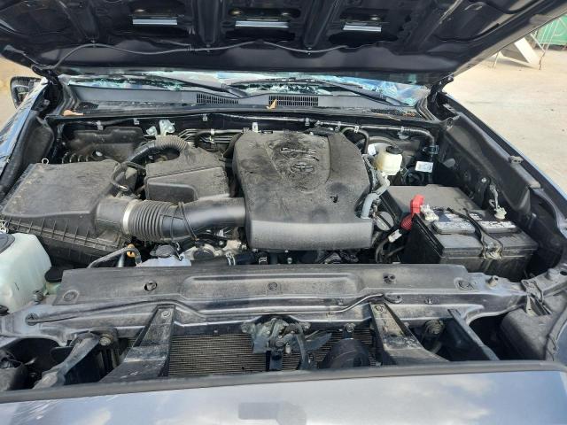 Toyota Tacoma Double Cab Image 6