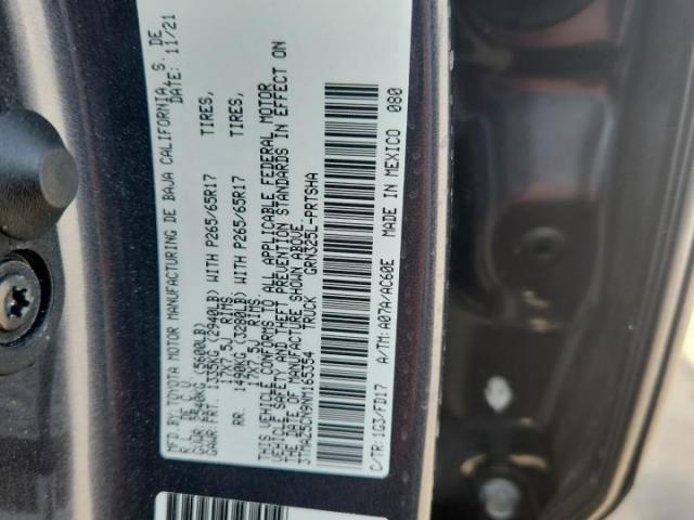 Toyota Tacoma Double Cab Image 11