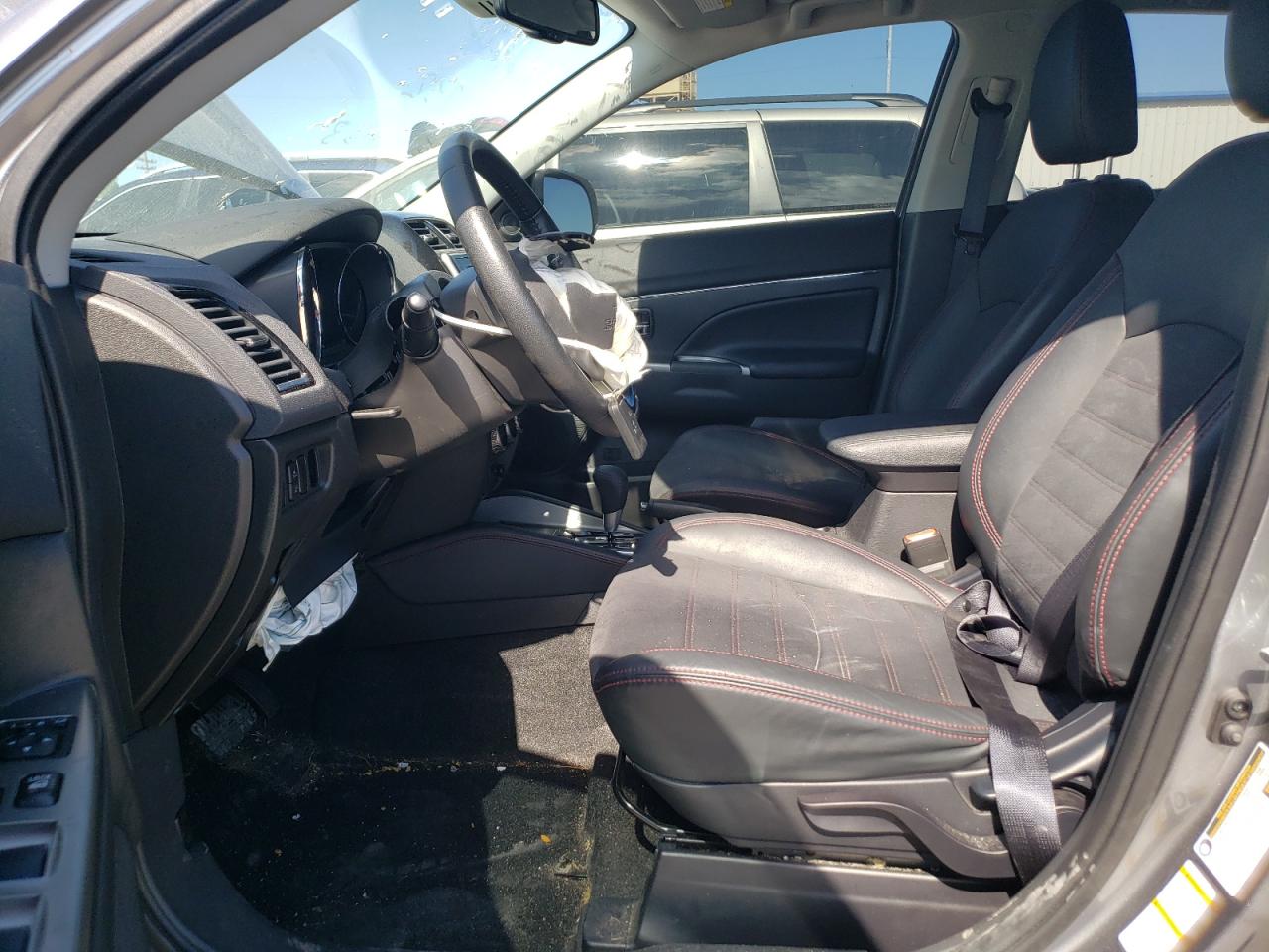 Mitsubishi Outlander Es Image 5