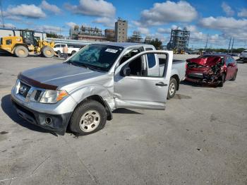  Salvage Nissan Frontier