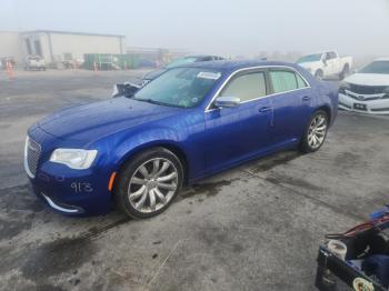  Salvage Chrysler 300