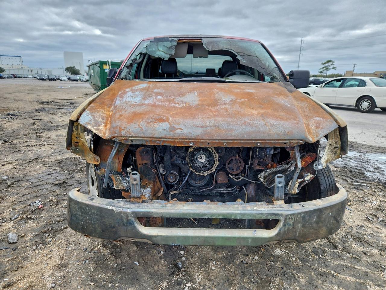 Ford F-150 Supercrew Image 6