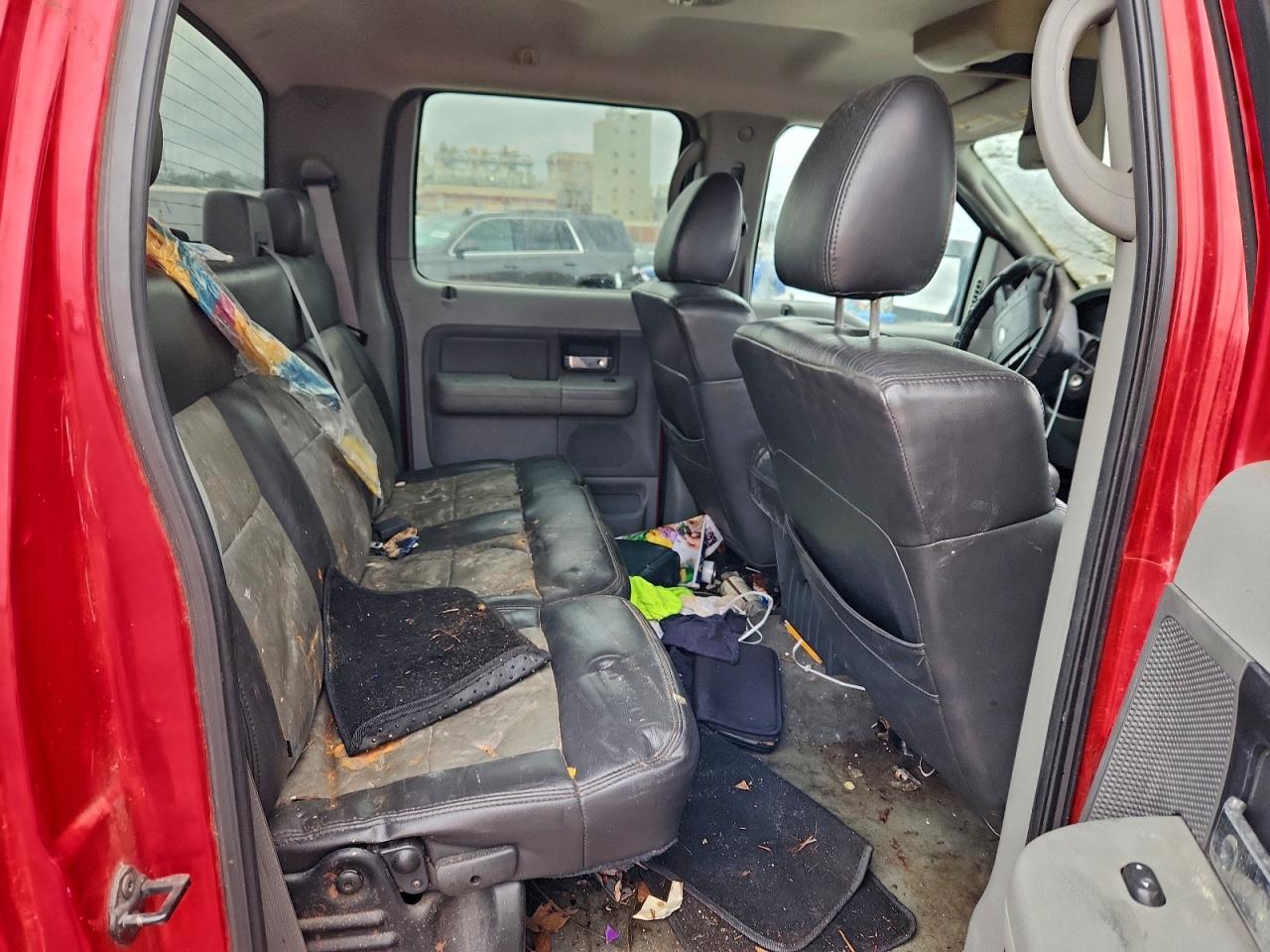 Ford F-150 Supercrew Image 9