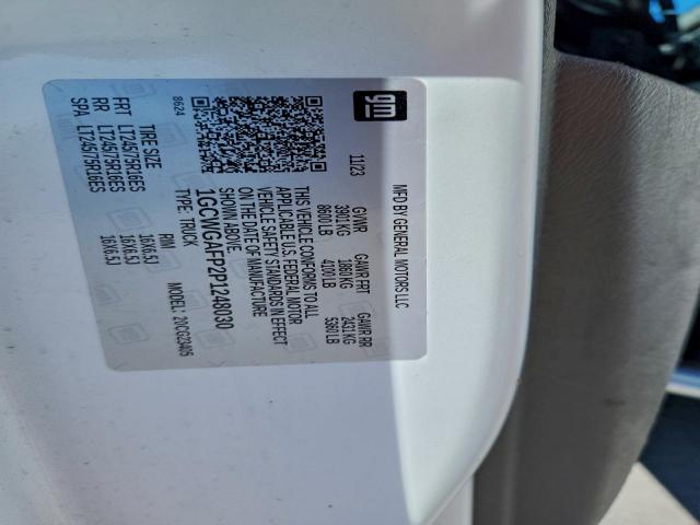 Chevrolet Express Image 8