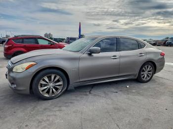  Salvage INFINITI M35