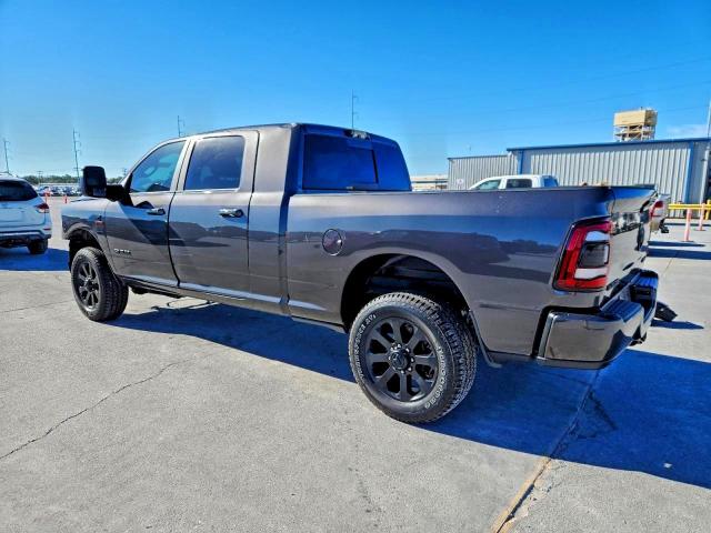 Ram 2500 Laramie Image 8