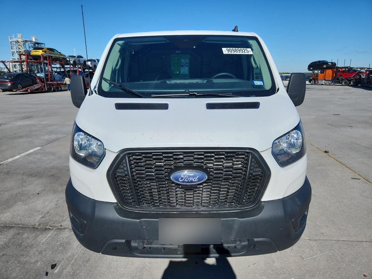 Ford Transit T-250 Image 10