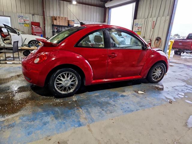 Volkswagen Beetle Image 2