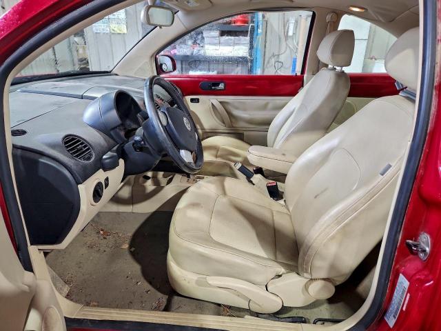 Volkswagen Beetle Image 11