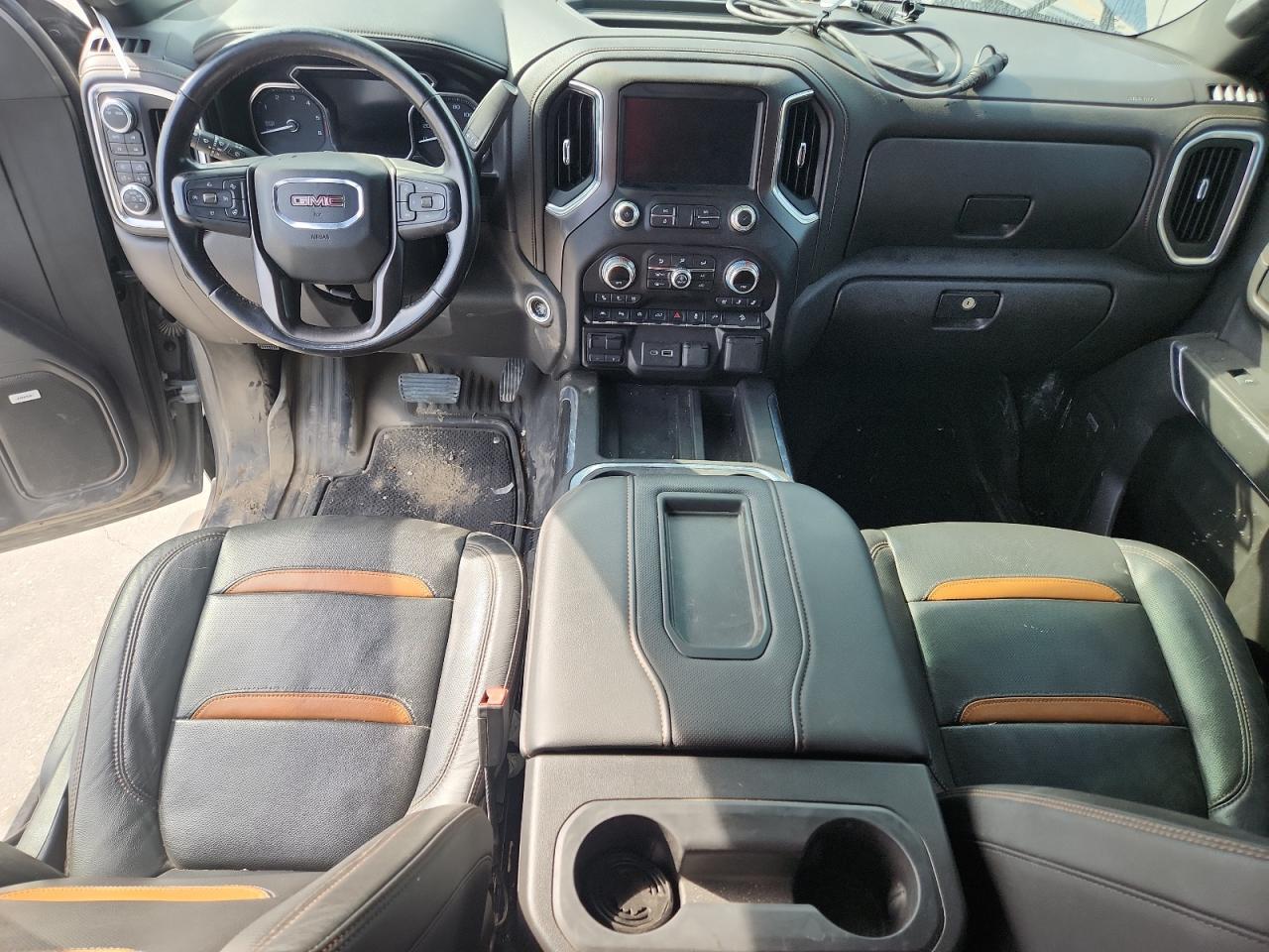 GMC Sierra K1500 At4 Image 3