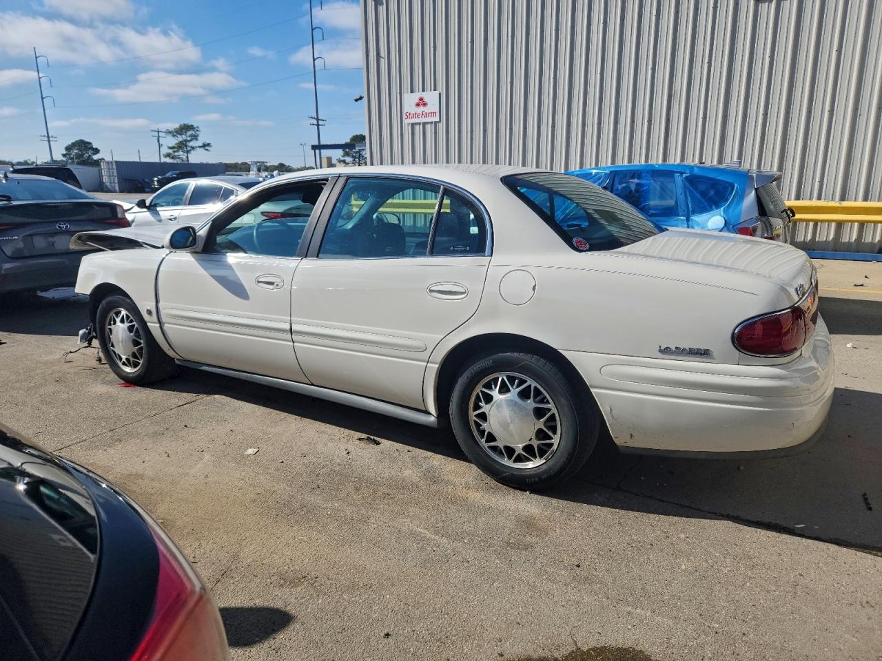 Buick LeSabre Limited Image 8