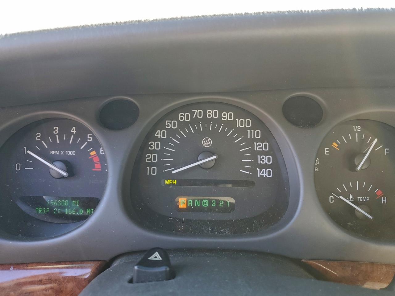 Buick LeSabre Limited Image 5