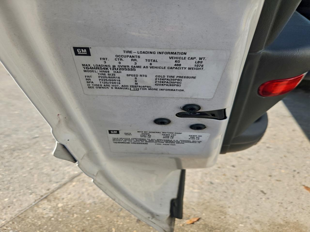 Buick LeSabre Limited Image 12