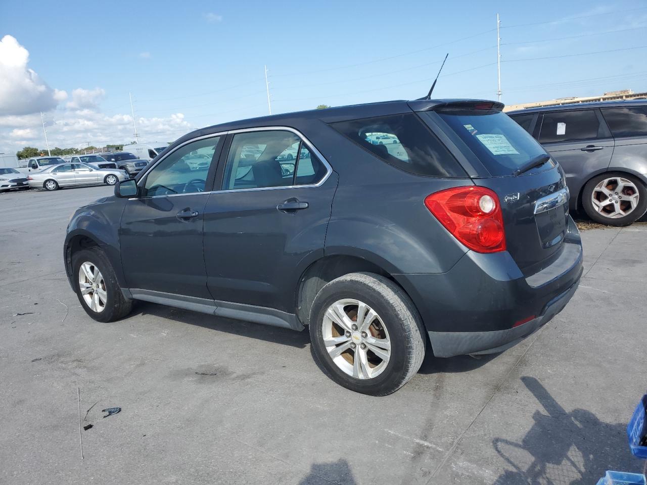 Chevrolet Equinox Ls Image 2