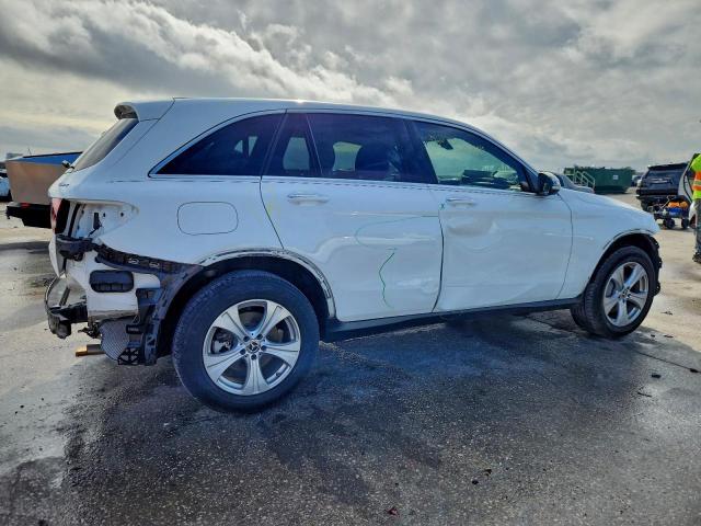 Mercedes-Benz GLC 300 4matic Image 11