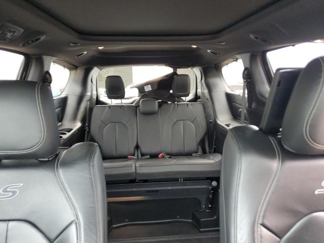 Chrysler Pacifica Touring L Plus Image 10