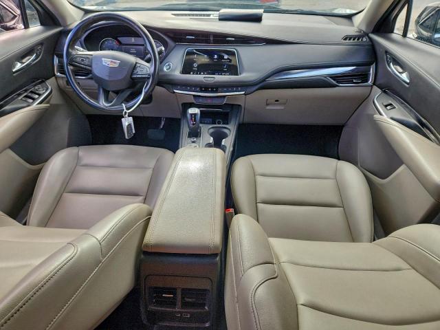 Cadillac XT4 Luxury Image 9