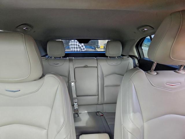 Cadillac XT4 Luxury Image 2