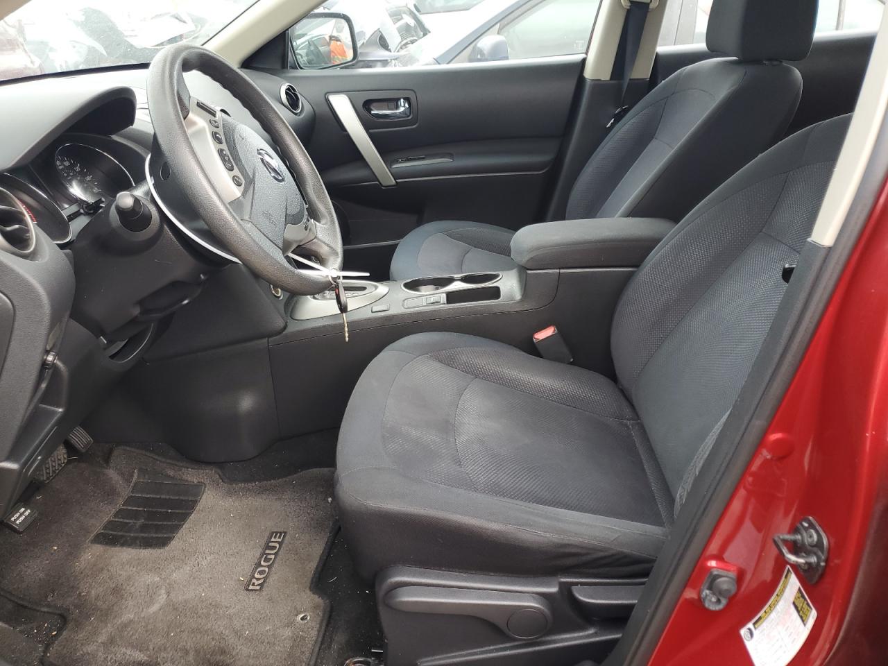 Nissan Rogue S Image 4