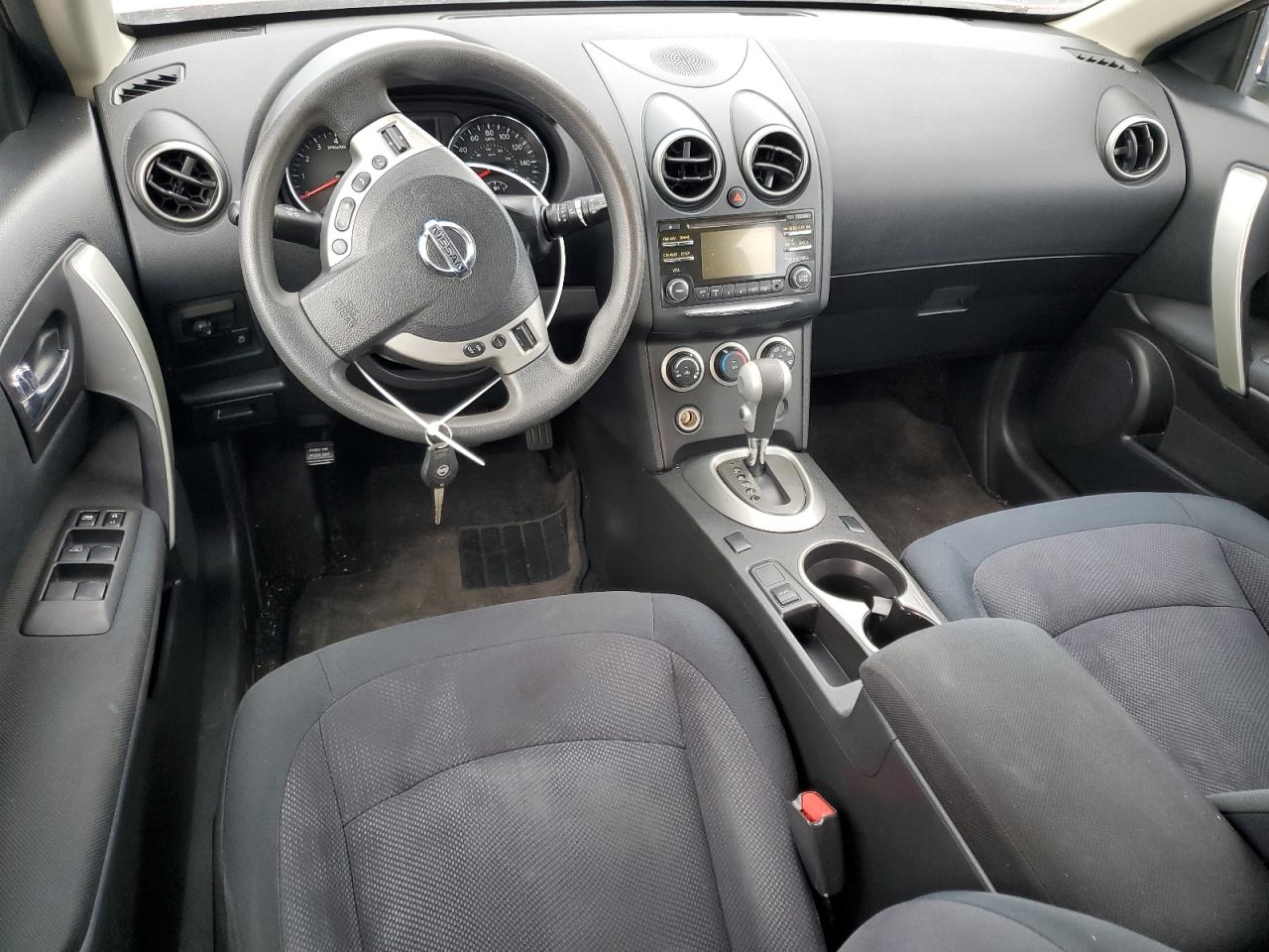 Nissan Rogue S Image 5