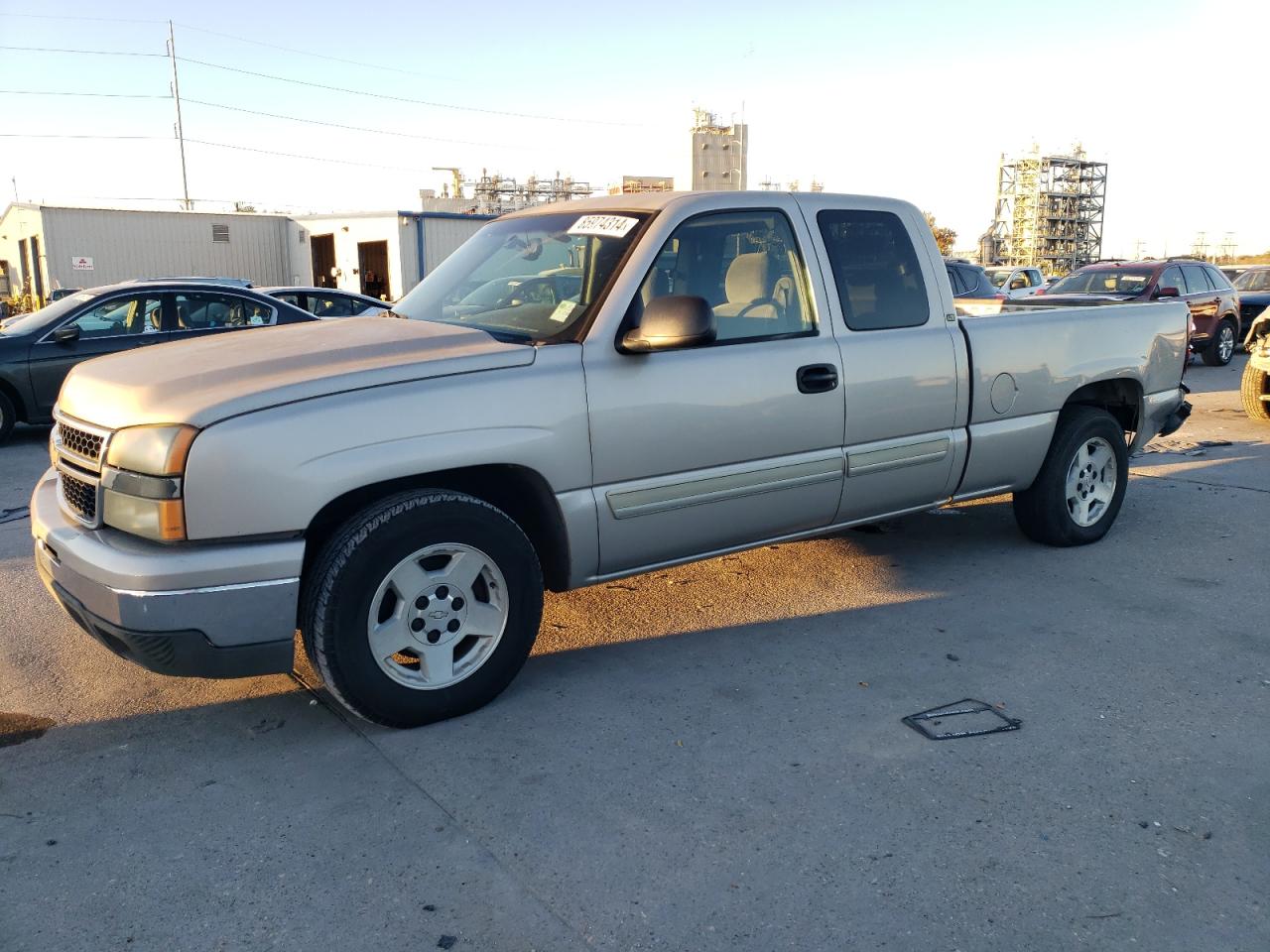 Chevrolet Silverado C1500 Image 1