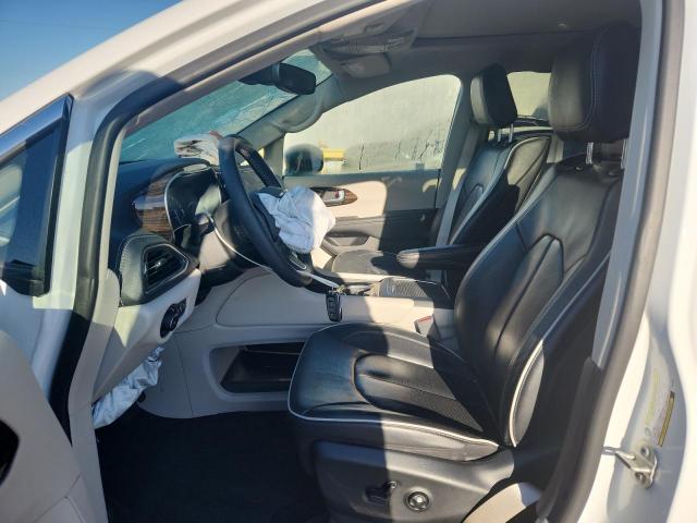 Chrysler Pacifica Limited Image 4