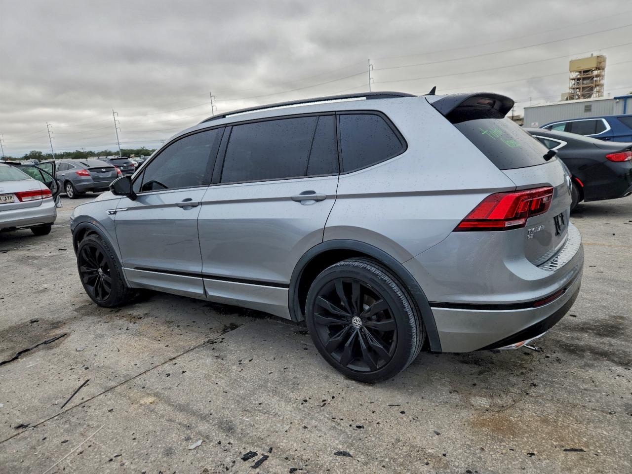 Volkswagen Tiguan Se Image 2