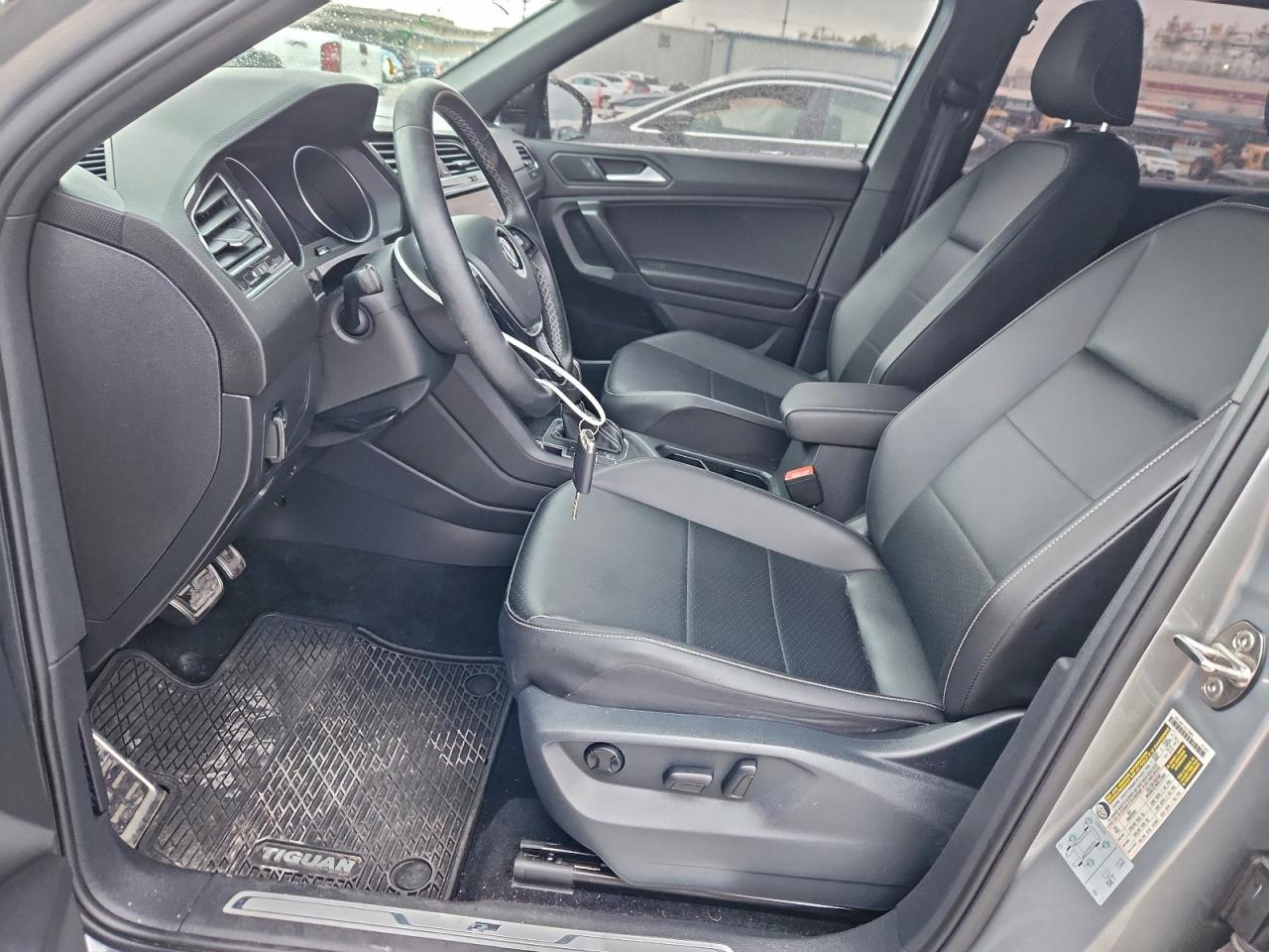 Volkswagen Tiguan Se Image 14