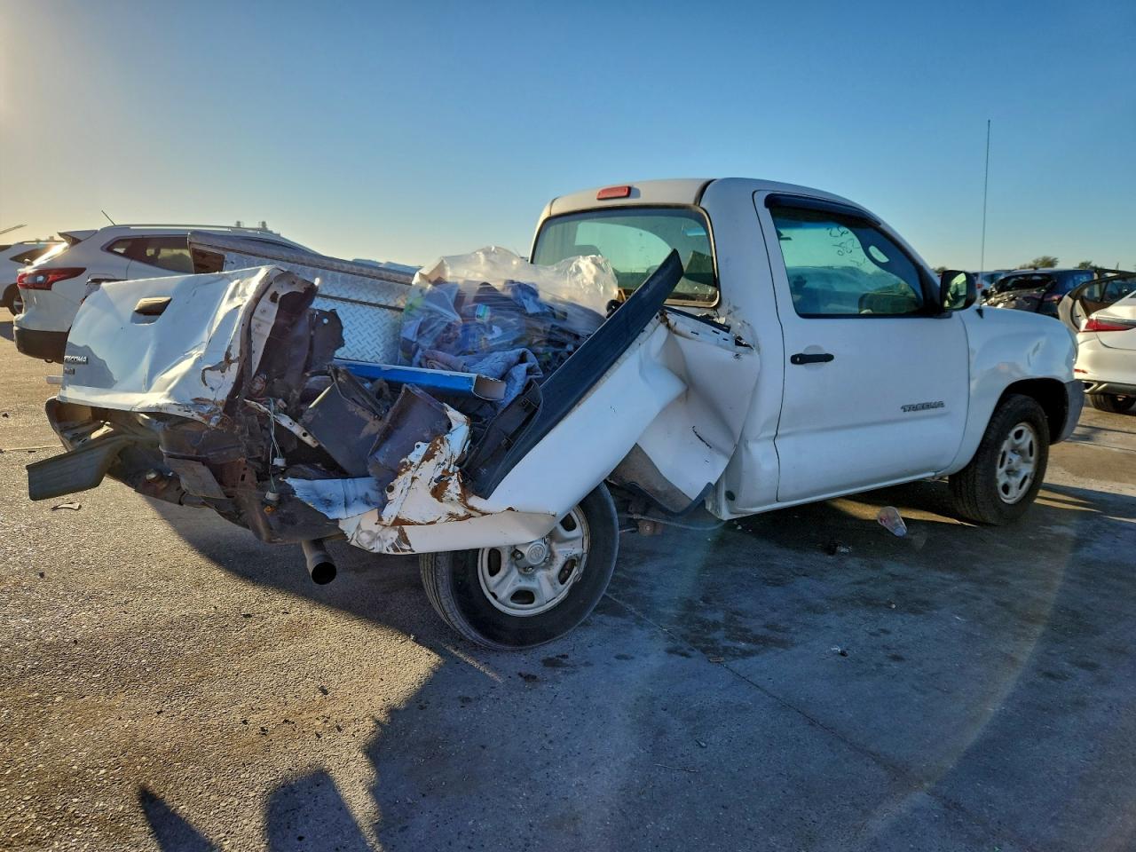 Toyota Tacoma Image 11