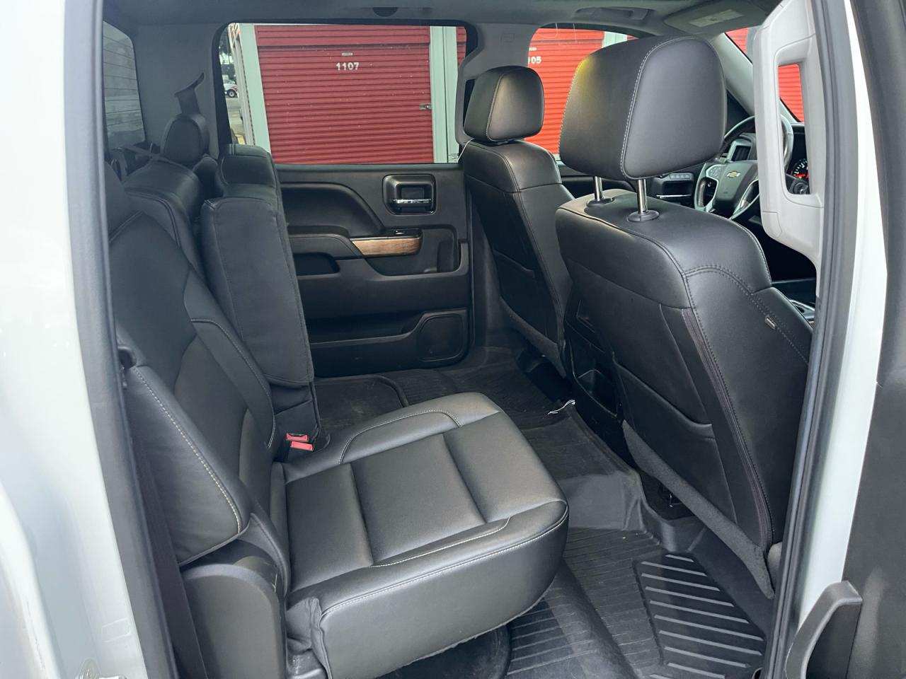 Chevrolet Silverado C1500 Ltz Image 4