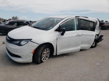  Salvage Chrysler Minivan