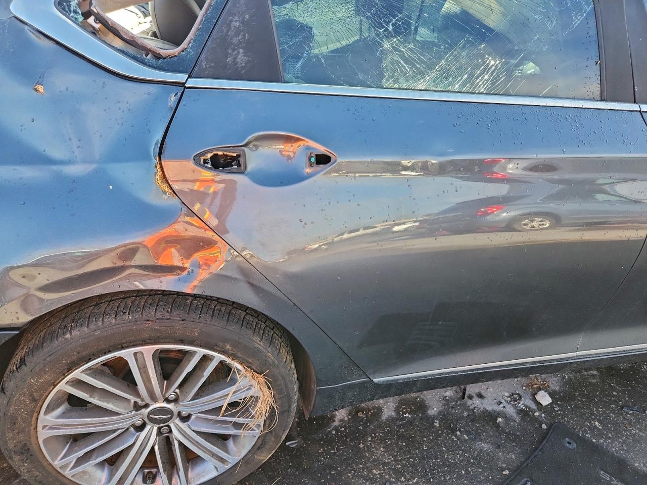 Genesis G80 Base Image 12