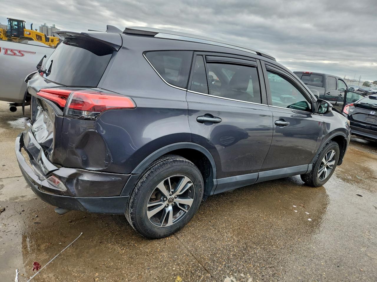 Toyota RAV4 Xle Image 8