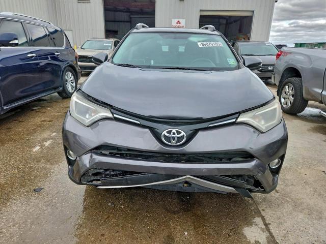 Toyota RAV4 Xle Image 11