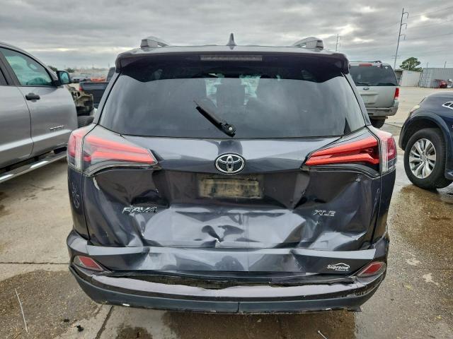 Toyota RAV4 Xle Image 6