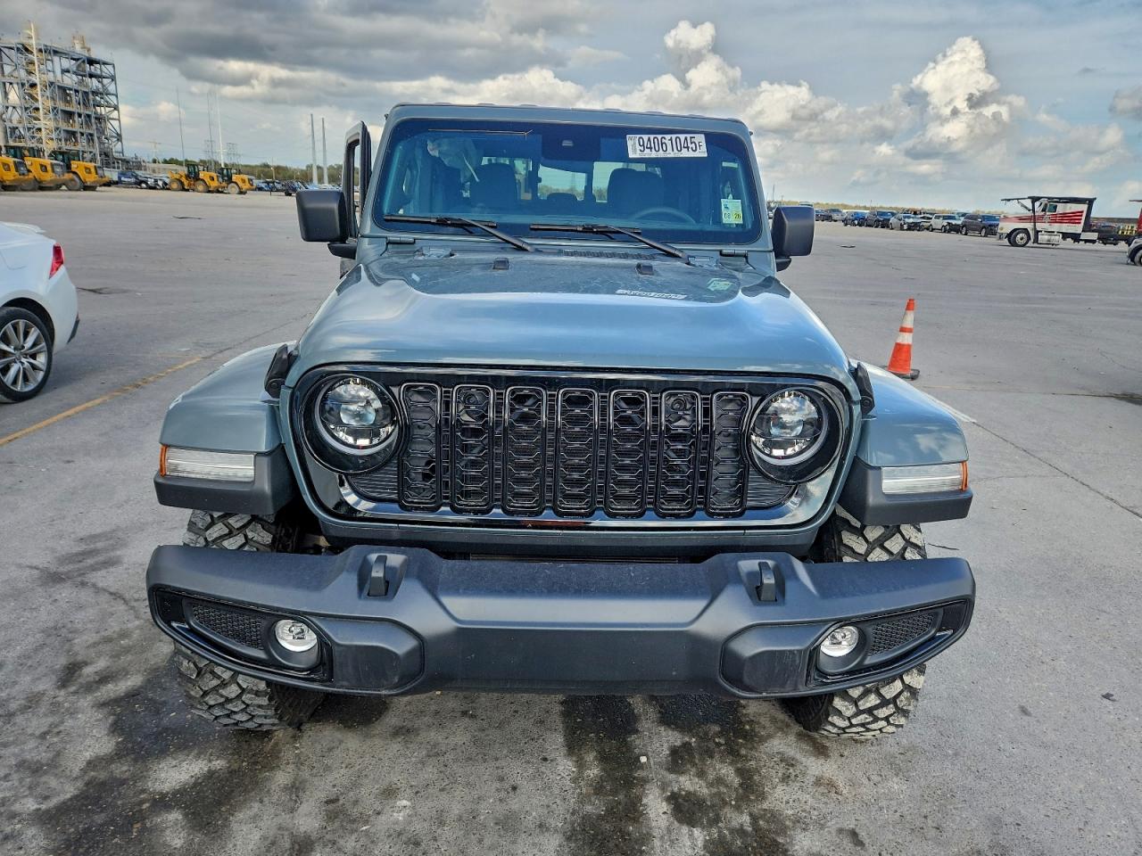 Jeep Gladiator Sport Image 8