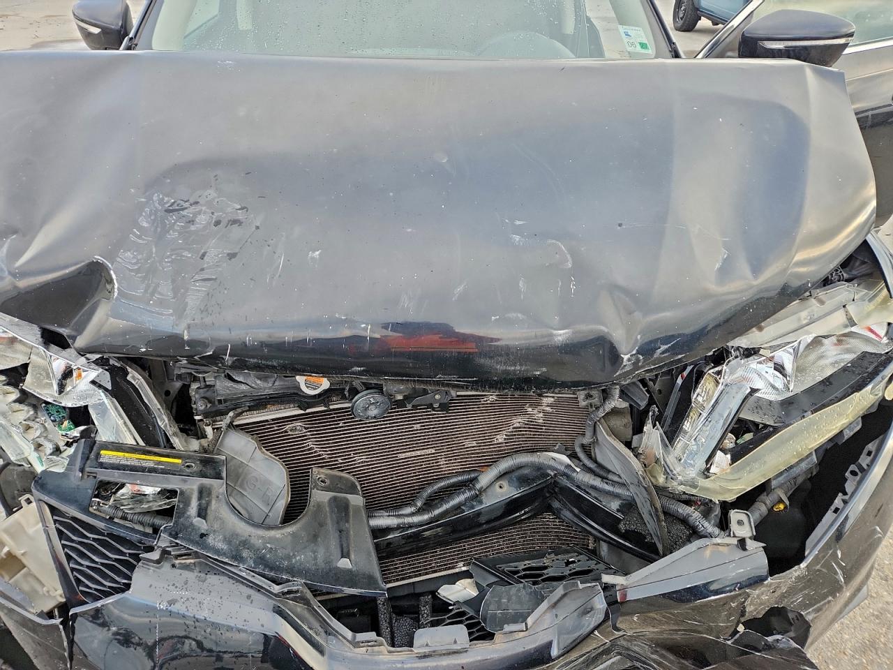 Nissan Rogue S Image 6