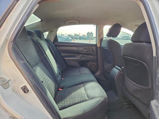 Nissan Altima 2.5 Image 8