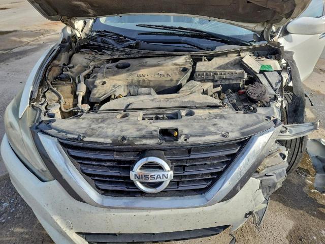 Nissan Altima 2.5 Image 5