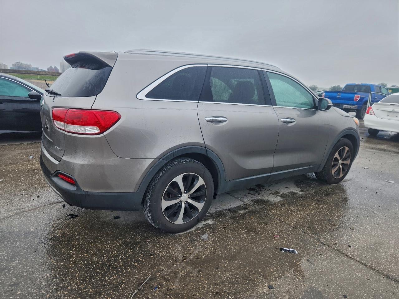 Kia Sorento Ex Image 12