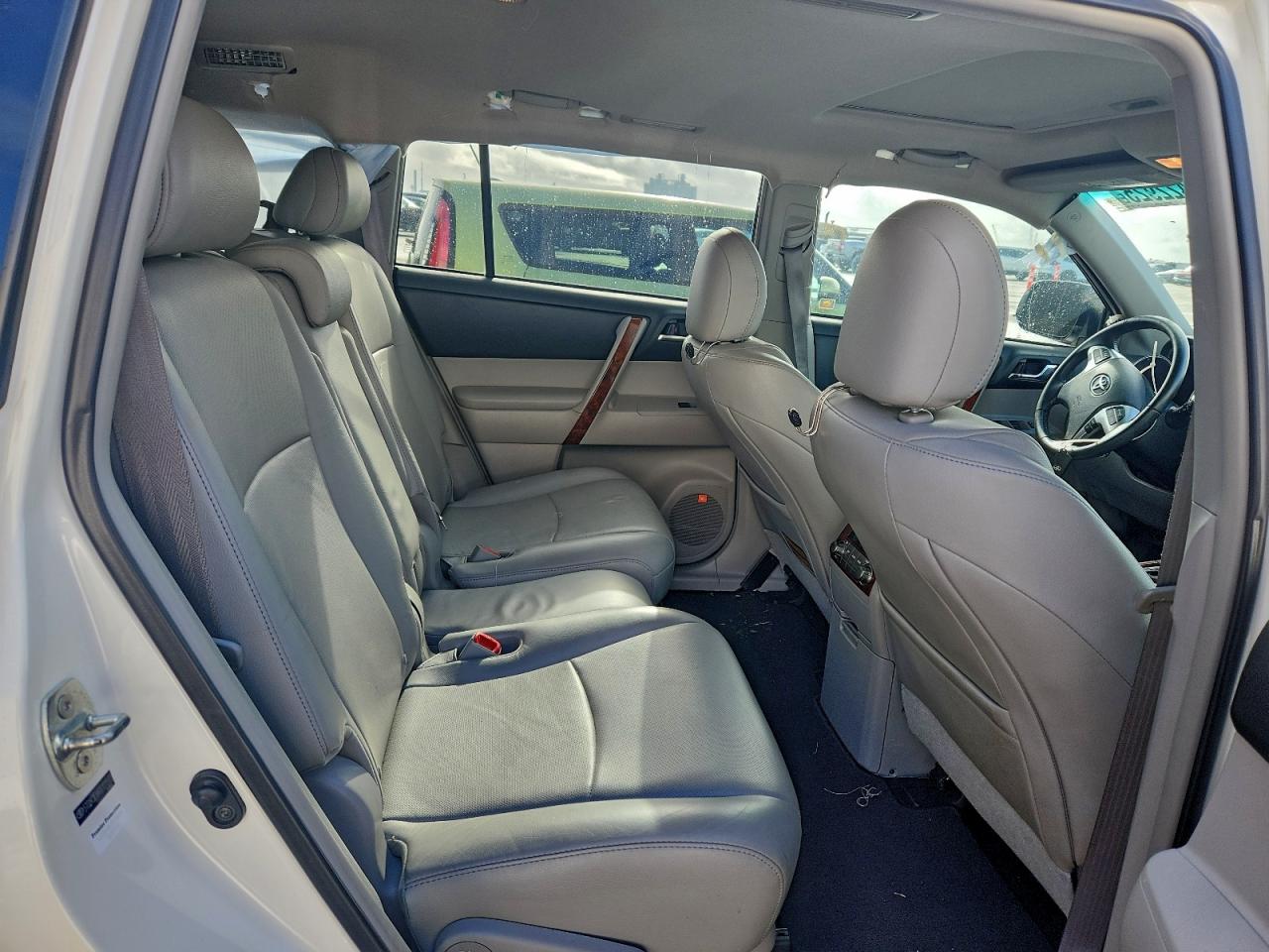 Toyota Highlander Limited Image 12