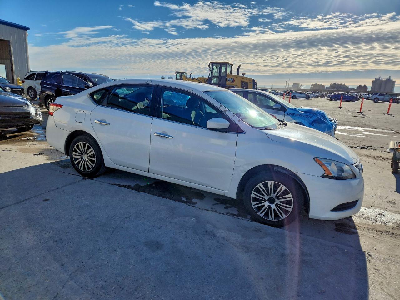 Nissan Sentra S Image 2