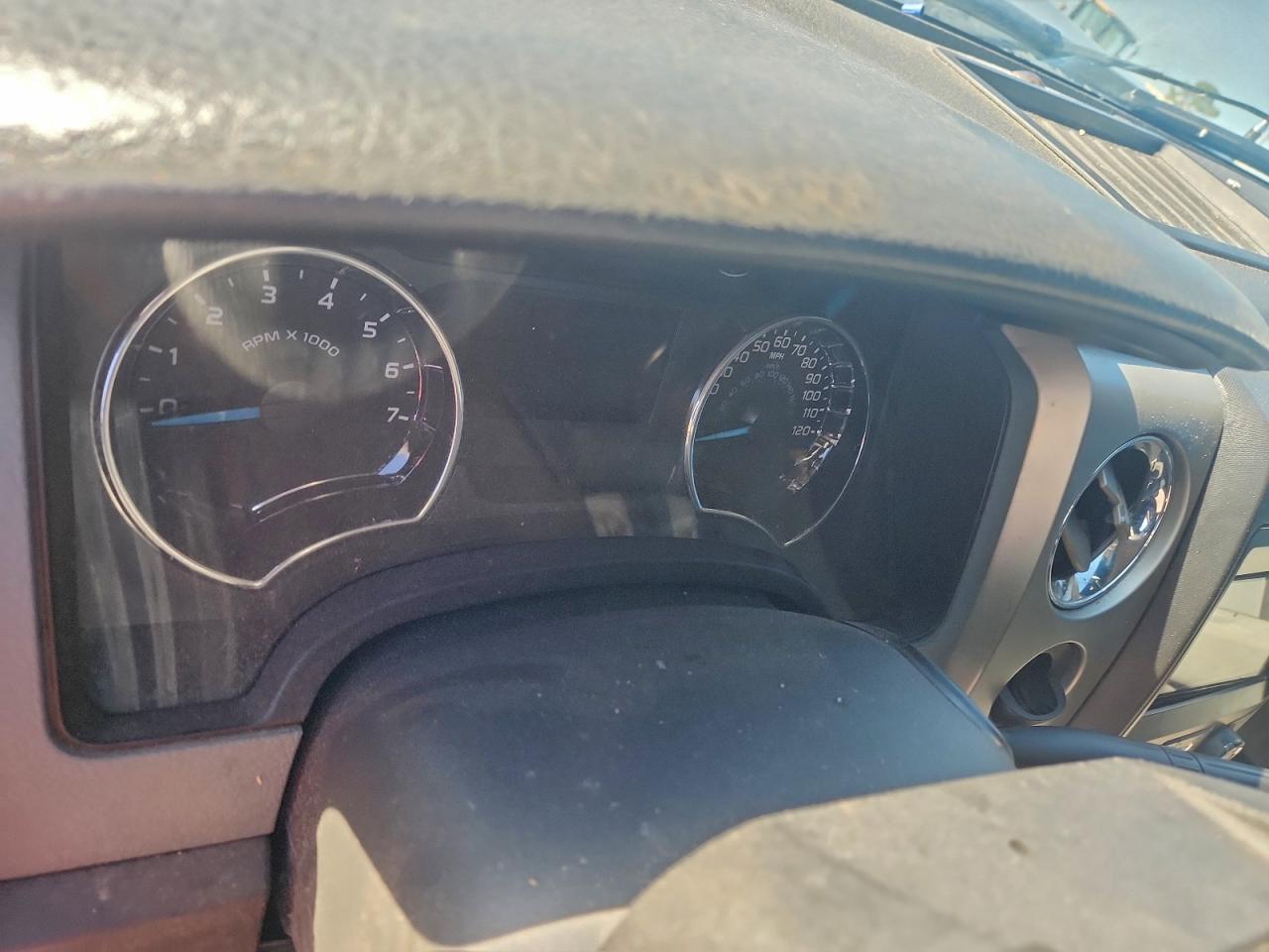 Ford F-150 Supercrew Image 8