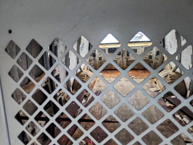 Chevrolet Express Image 6