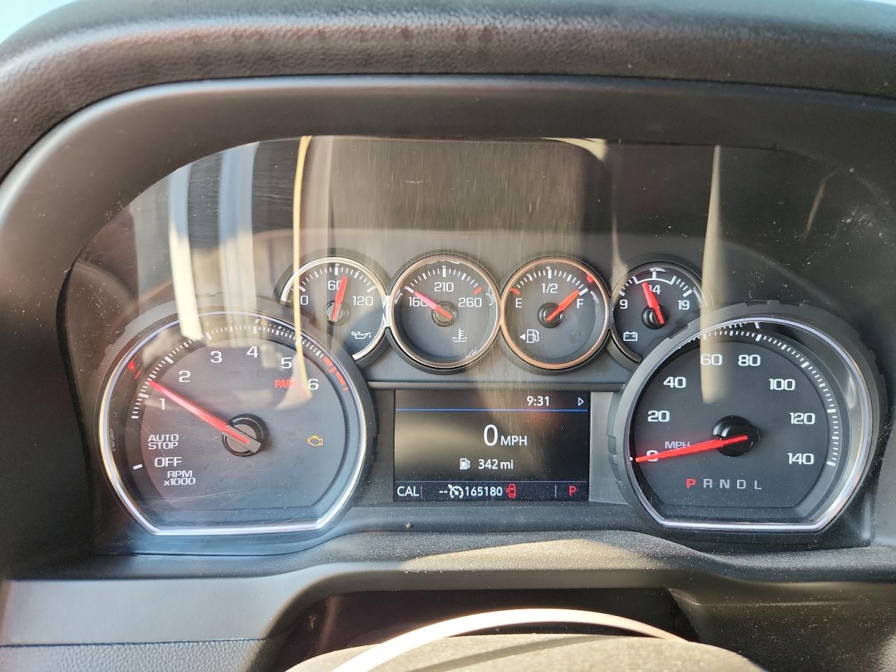 Chevrolet Silverado C1500 Lt Image 9