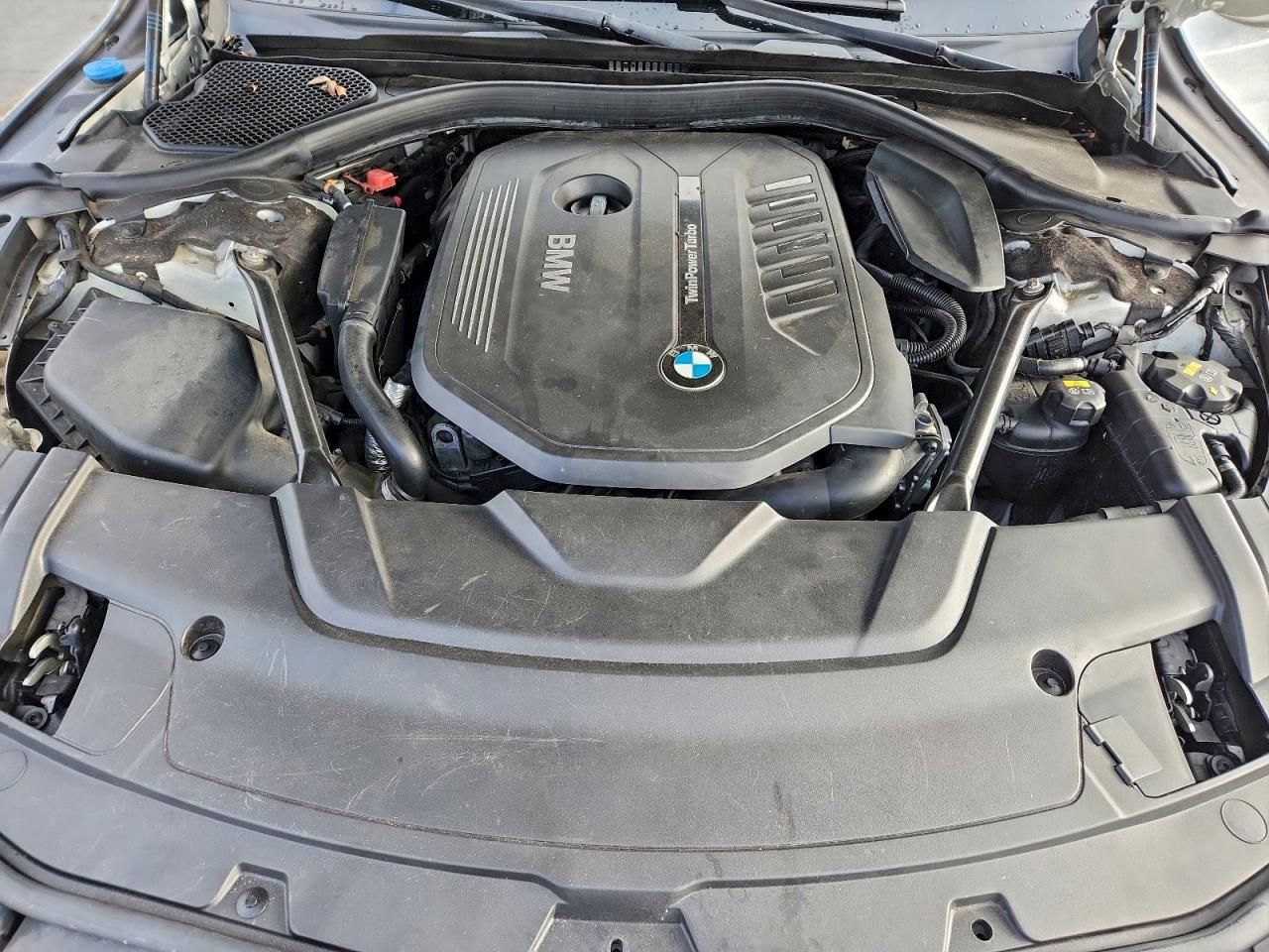 BMW 7 Series I Image 11