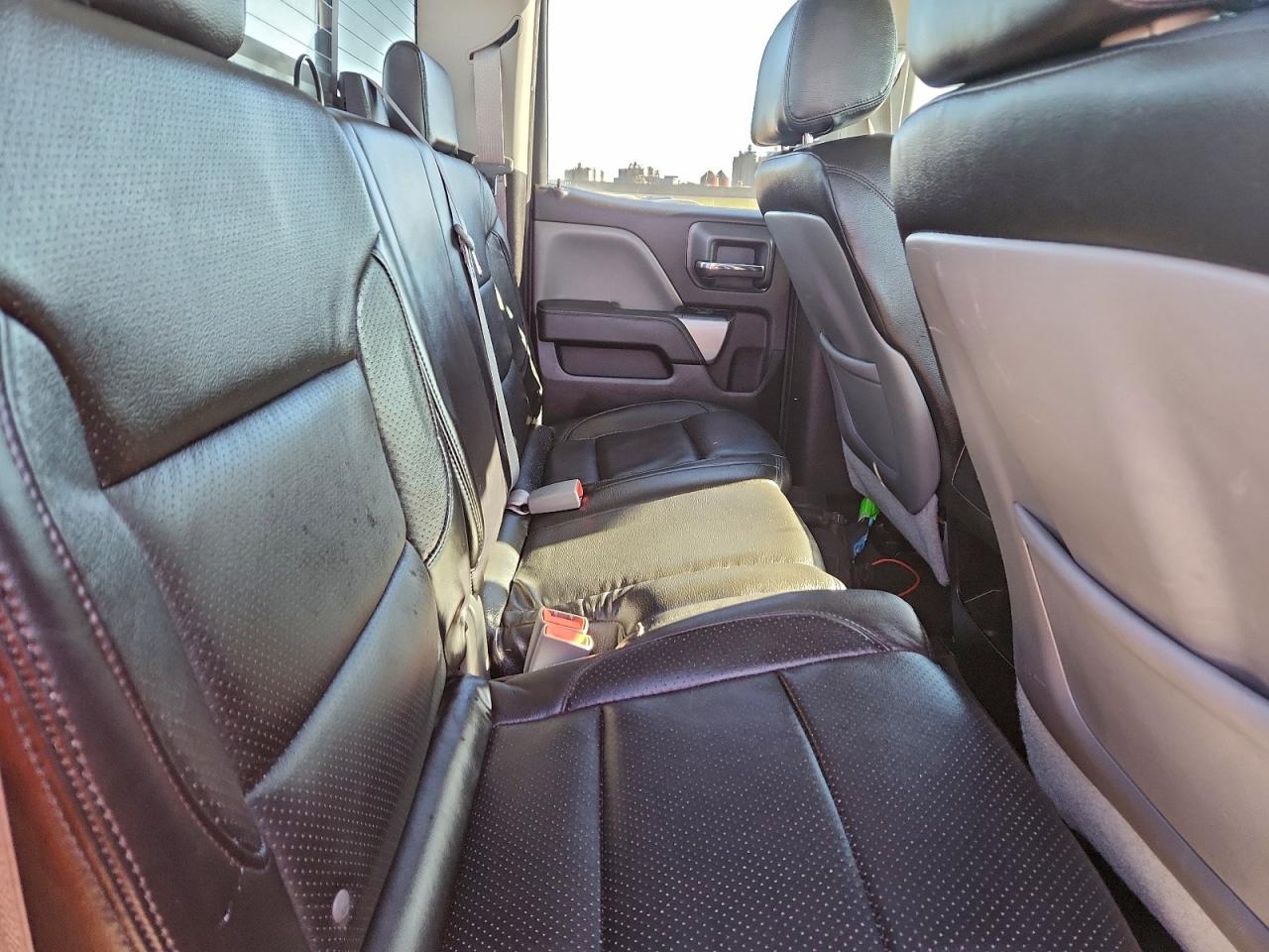 Chevrolet Silverado K1500 Lt Image 4