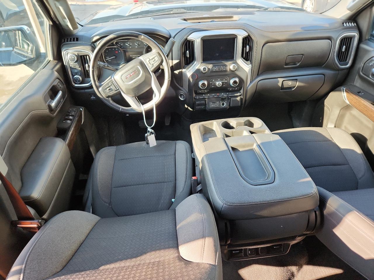 GMC Sierra K1500 Sle Image 6